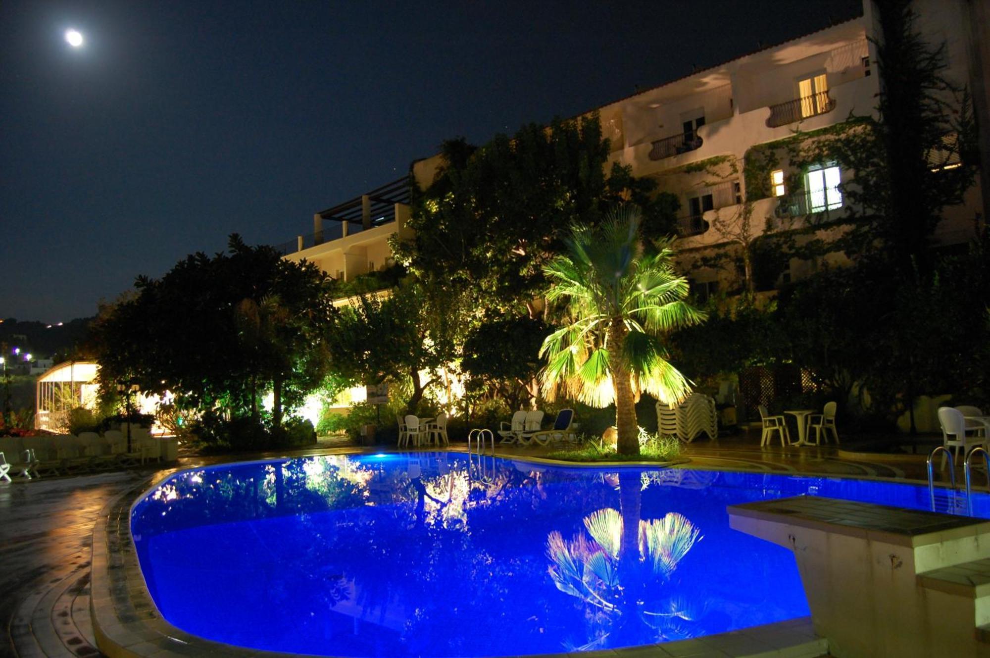 Hotel Giardino Sul Mare Lipari  Exterior photo