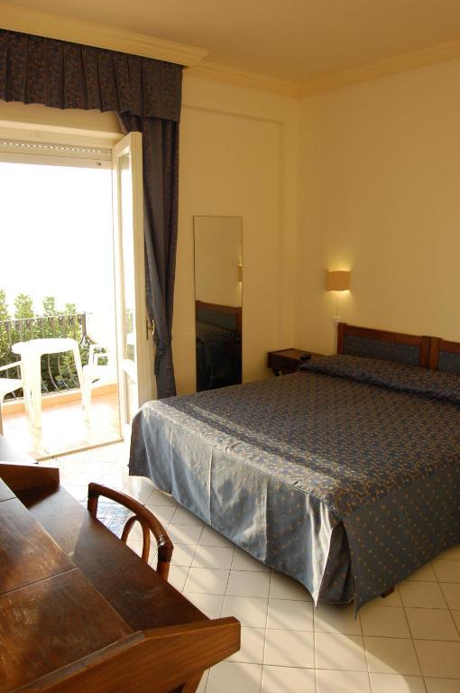 Hotel Giardino Sul Mare Lipari  Room photo