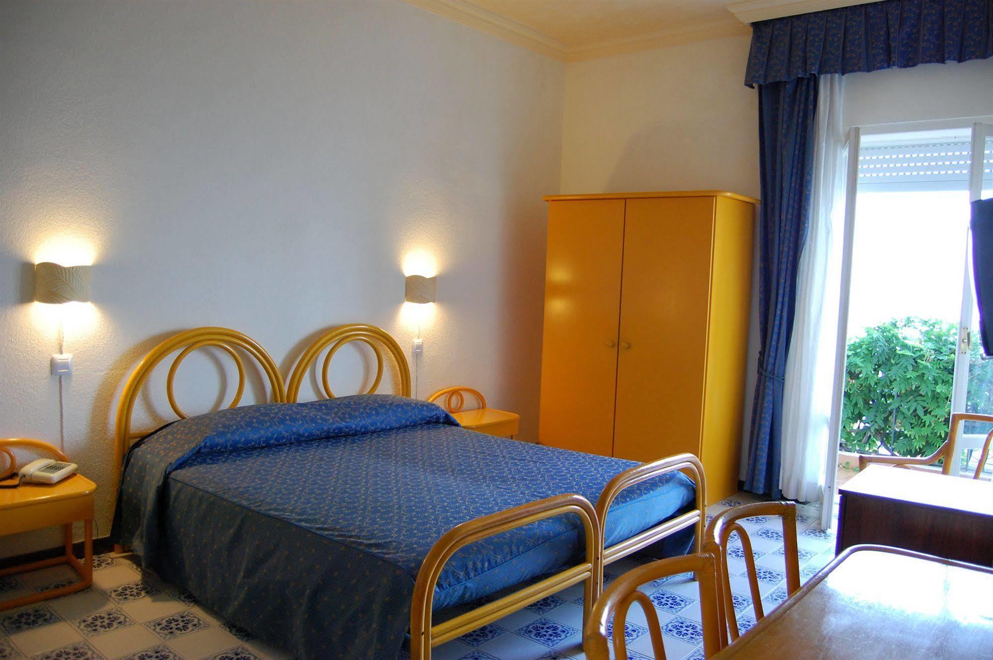 Hotel Giardino Sul Mare Lipari  Exterior photo