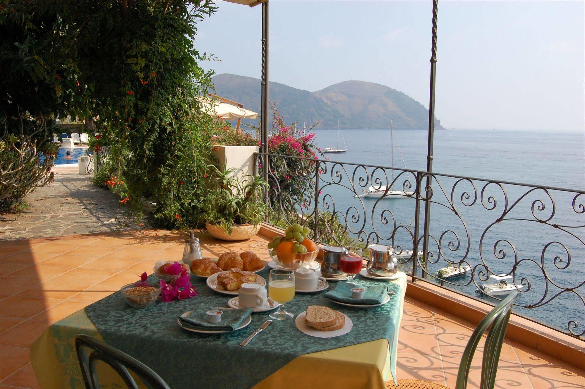 Hotel Giardino Sul Mare Lipari  Exterior photo